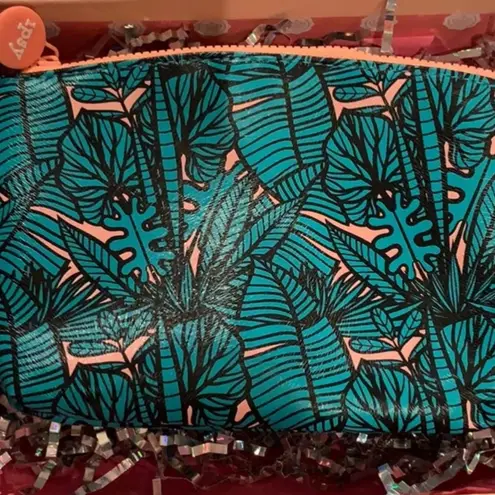 Sephora ⭐️NEW⭐️ TROPICAL THEMED GLAM BAG