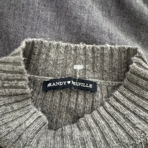 Brandy Melville  Grey Pullover Sweater