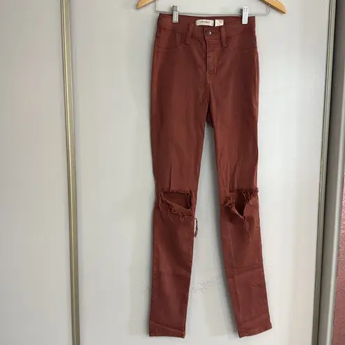Vibrant MOVING SALE Rust distressed knee skinny jeans - Denim