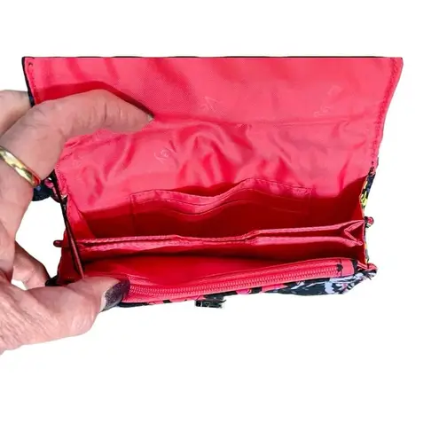 Vera Bradley  Smartphone Wrislet Twilight Paisley Kiss Lock Wallet Colorful NWT