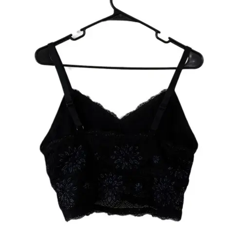 Black Bralette with Wide Straps and V