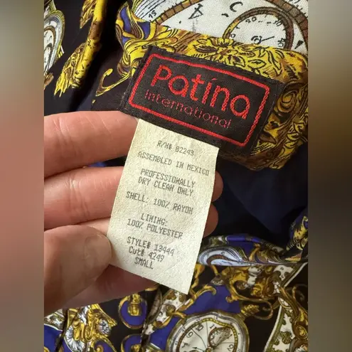 Vintage Patina International lions of time motif oversized blazer, size small Gold