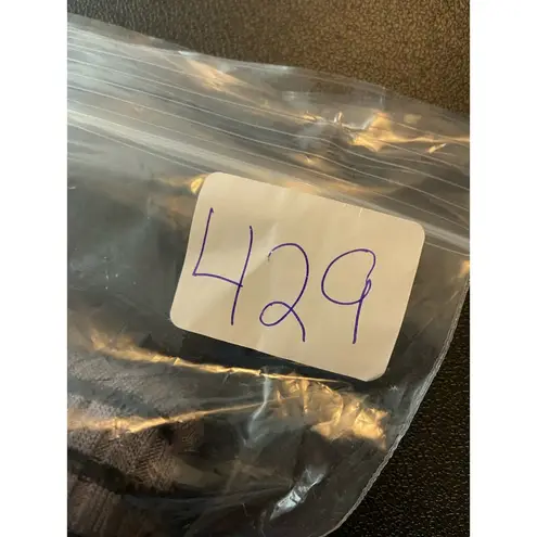 T Tahari Tahari Striped Rib Knit Shirt Women L Crew Neck Long Sleeves Stretch Gray Black