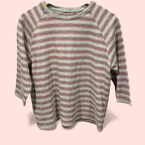 Source Unknown Cute Classic gym gray varsity stripe medium weight top vintage? 90s