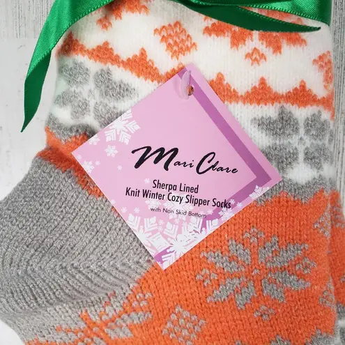 NWT Sherpa Lined Knit Winter Snowflake Holiday Design No