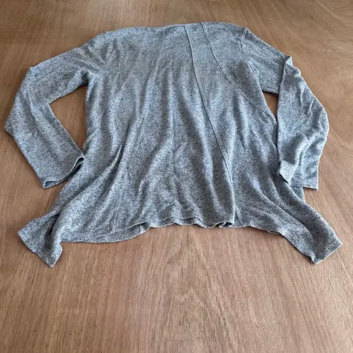 Simply Vera Vera Wang Gray Long Sleeve Asymmetrical Hem Top Women’s L