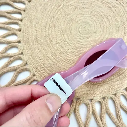 Urban Outfitters NWT  Purple/Pink Retro Rectangular Sunglasses