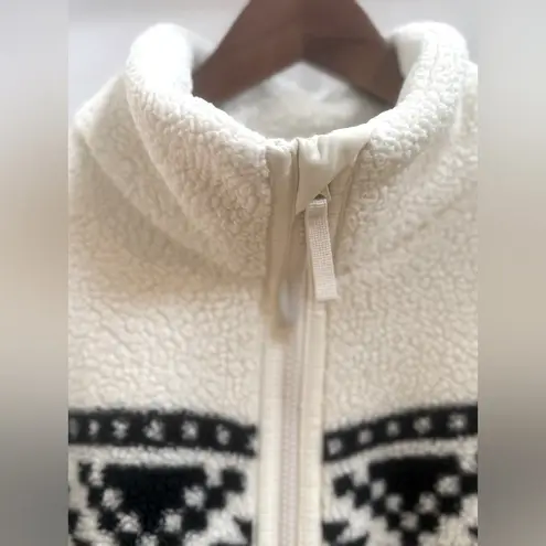 FAHERTY X B. YELLOWTAIL High Pile Fleece Jacket. Black Cedar Ridge. Size Small