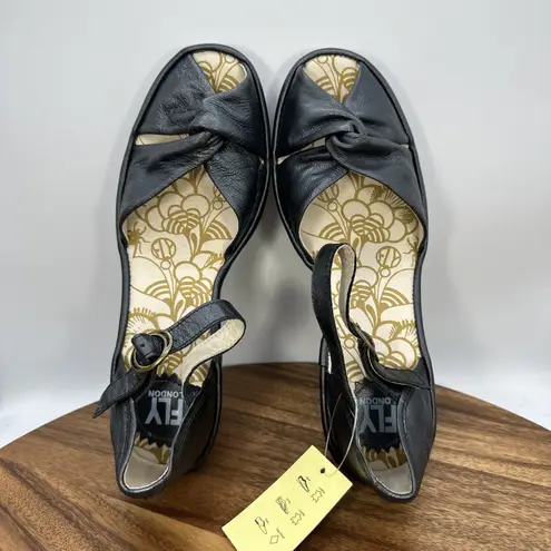Fly London NWT Yuka Wedge Peep Toe Sandals Shoes Black Leather Size 39 US 8-8.5