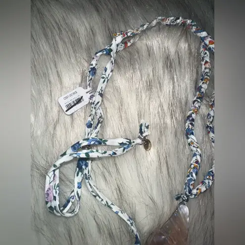 Free People NWT  + Ariana Ost The Era Strand Necklace In Navy