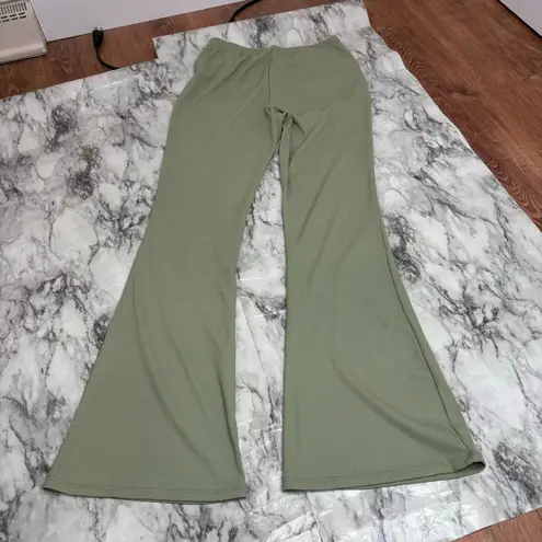 Love Tree  size Medium Pull On Flare Pants Ribbed Green Comfort Loungewear