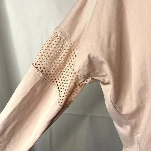 Balance Collection Balance Collection Athletic Crop Mesh Cutout on Sleeve Size Small