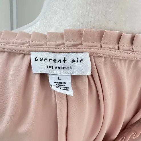 Current Air Feminine Sz Large Pleated Romantic Blouse in Soft Blush Pink Minimal