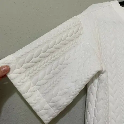 Lysse New York White Short Sleeve Round Neck Lace Up Back Tunic Top Size XS