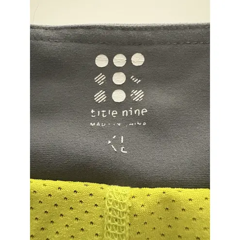 Title Nine Skort Skirt Size XL Gray Lime Perforated Stretch Pickleball Golf