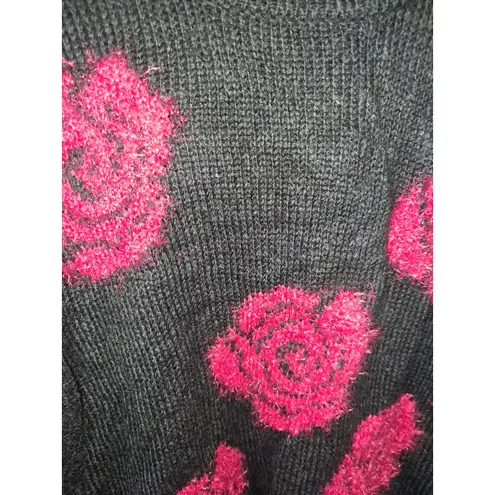 Cable & Gauge Black with Rose Sweater Size Small