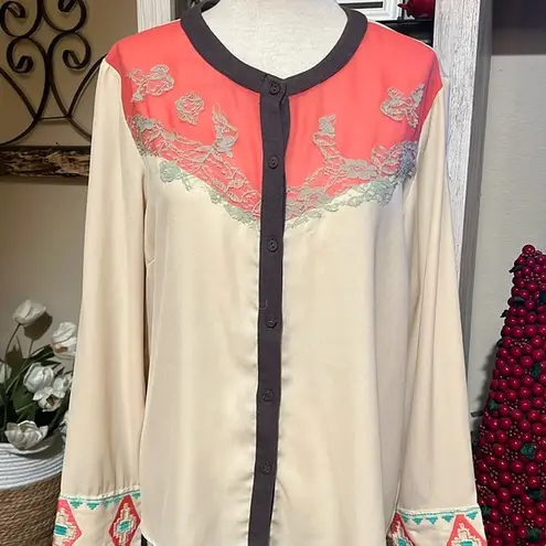 Red Ranch button down shirt. Laced with embroidered cuffs women’s size XL Blue