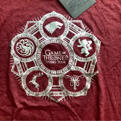 Game of Thrones RARE Crew Neck Graphic TShirt Cherry Burgundy Women’s Size M NWT Red Size M