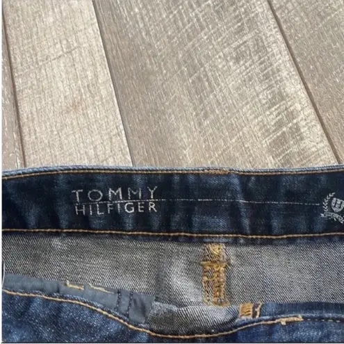 Tommy Hilfiger  Size 0 Denim Y2K Jean Skirt.