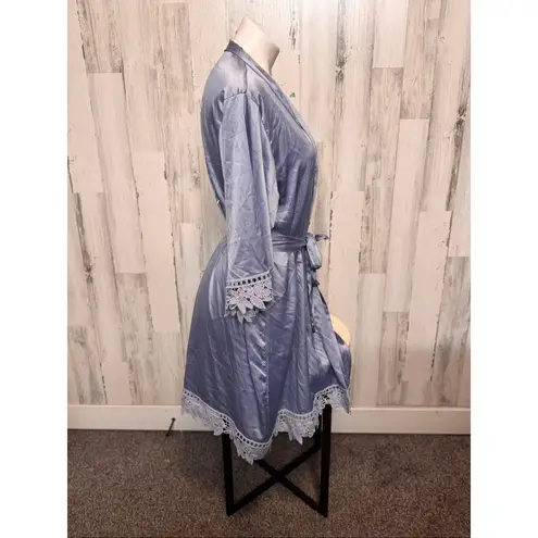 Mother of the Bride Blue Satin Lace Trim Robe Size undefined