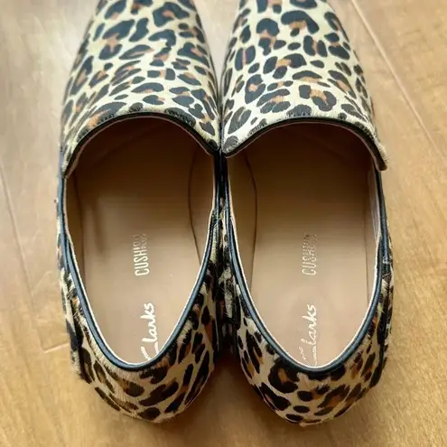 Clarks  Pure Viola Leopard Women’s Loafers, Cheetah Print Mules, Size 8.5M