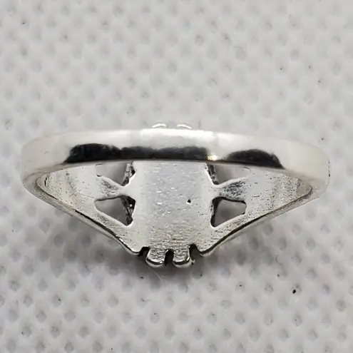 Silver Tone Yin Yang Ring Black