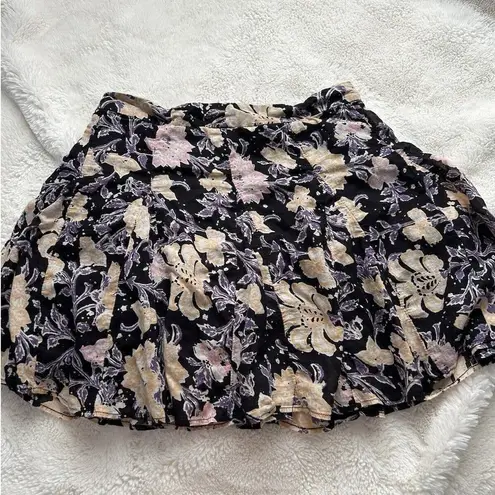 Free People  Women’s Skirt Size 6 Mini Floral A-Line Flare Feminine Whimsy