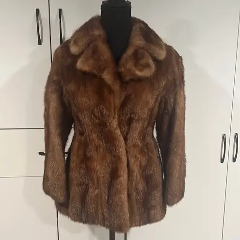 Real mink fur jacket . Size XS Brown
