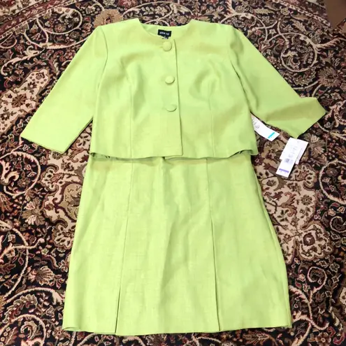 Leslie Fay Vintage Lime Green Skirt and Jacket Set 18