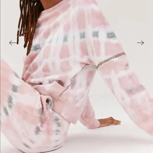 Something Navy Dollie Embroidered Tie Dye Pullover Sweater XS