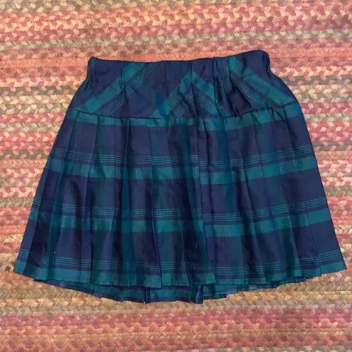 GREEN & NAVY BLUE PLEATED SCHOOLGIRL SKIRT Size undefined