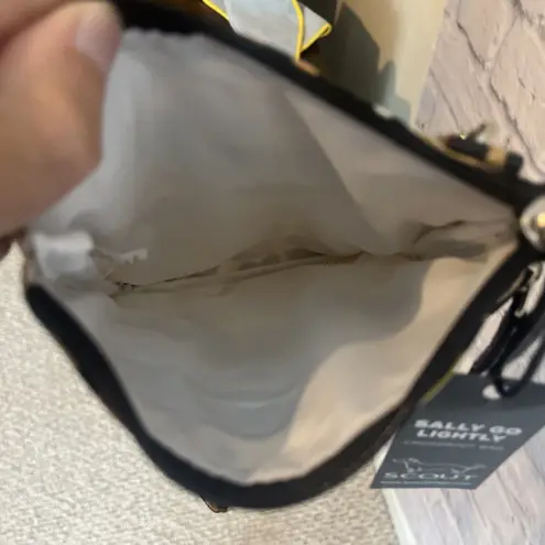 Scout Sally Go Lightly NWT Water Resistant Crossbody Bag