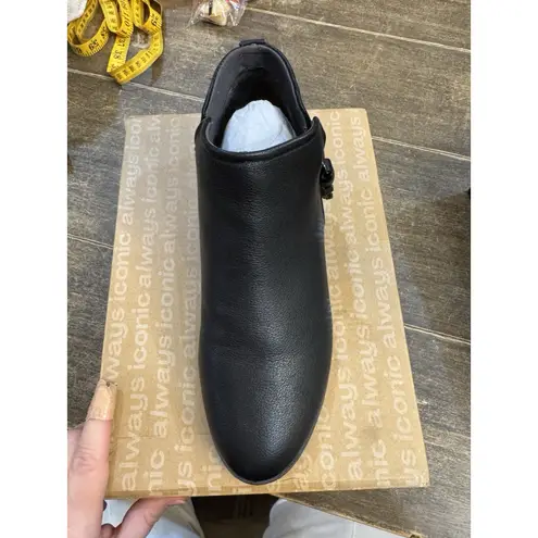 Dr. Scholls Women's Astir Bootie Size 8M Black