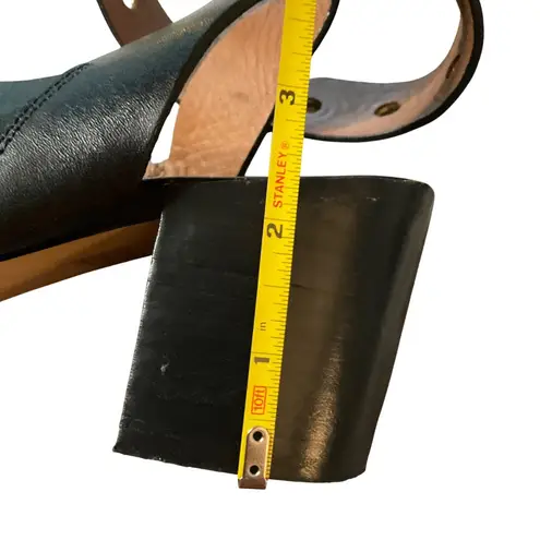 River Island ASOS Black Leather Heeled Sandals Gold Eyelet Detail Size 40 US 9