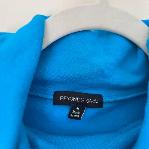 Beyond Yoga All Time Funnel Neck Cropped Pullover Sweatshirt Blue Glow