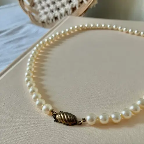 American Vintage Vintage “Ruth” Pearl Brass Pinch Clasp Necklace Oval Classic Feminine Minimal