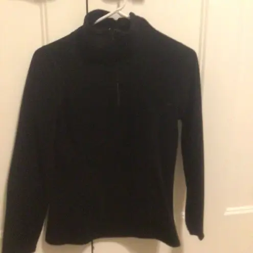 Old Navy Women’s size XS black  1/4 zip fleece jacket