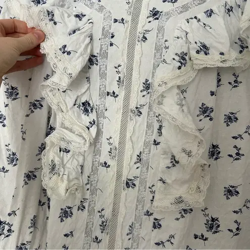 Andion White and Blue Ruffled Bib Lace Collar Blouse Floral