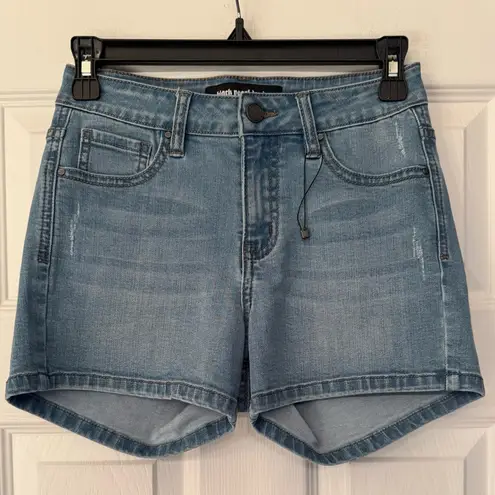 Black Pearl Denim Los Angeles Denim Women’s Light Blue Shorts Size 5