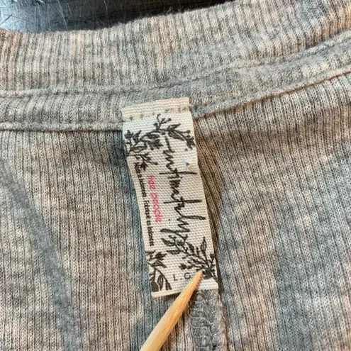 Free People Intimately Gray Ribbed V