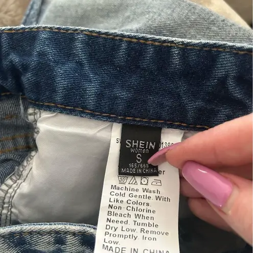 SheIn  Cut-Off Distressed High Rise Distressed Jean Shorts size small