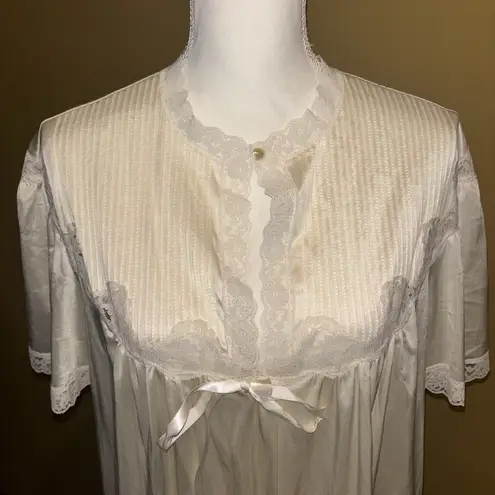 JCPenney Ivory Nylon Lace Nightgown Size Large 7001 Button Front Robe Vintage - Image 3