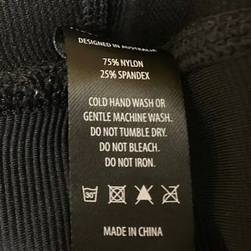 First Division Black White Side Stripe Ribbed Knit Mid Rise Leggings Pants Sz XS