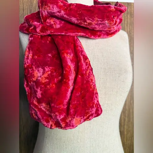Roshanara Paris 90s Silk Velvet Scarf Raspberry Crushed Velvet Neck Wrap 41x6 Pink