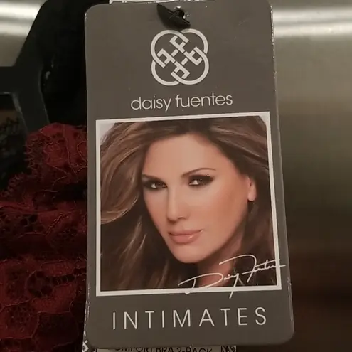 Daisy Fuentes 💕💕 Lace Wire Free Bras (2 Pack)
