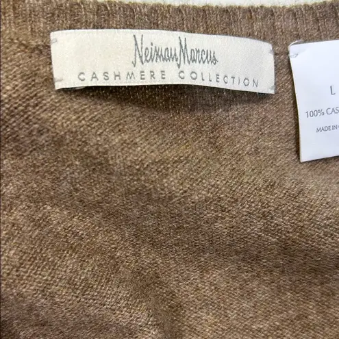 Neiman Marcus Women’s cashmere blouse - Image 16