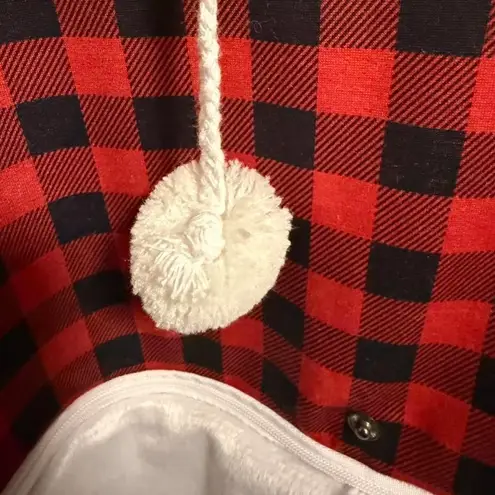 ALYC pet Carrier hoodie red and black plaid color size large