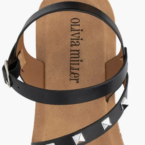 Olivia Miller Martina Black & Tan Studded Ankle Strap Sandals NWT 9