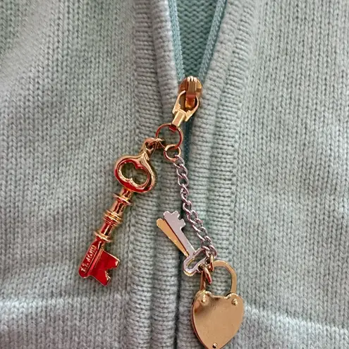 St. John Vintage/Rare Mint Green Cashmere Hooded Cardigan With Fox Fur Trim sz L - Image 13