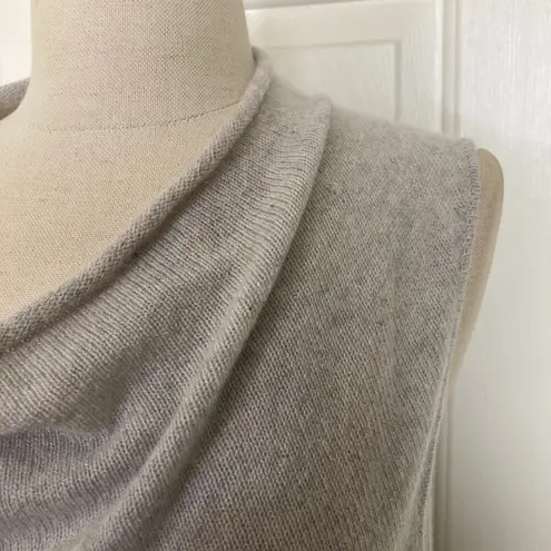 Kinross Cashmere sleeveless sweater/vest, womens gray asymmetrical hem knit Size M
